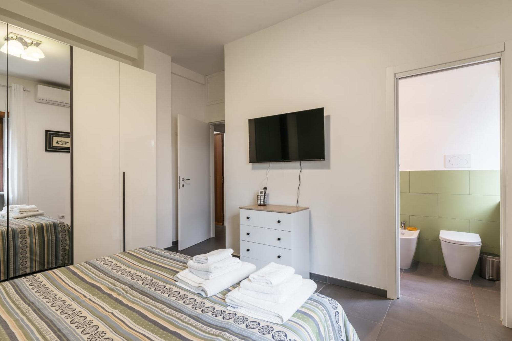 Apartment One's Place Rom